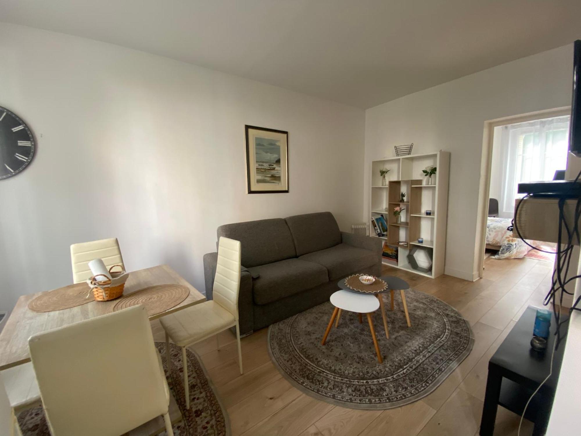Superbe Appartement Aux Portes De Paris Avec Terrasse Le Kremlin-Bicetre Exterior photo
