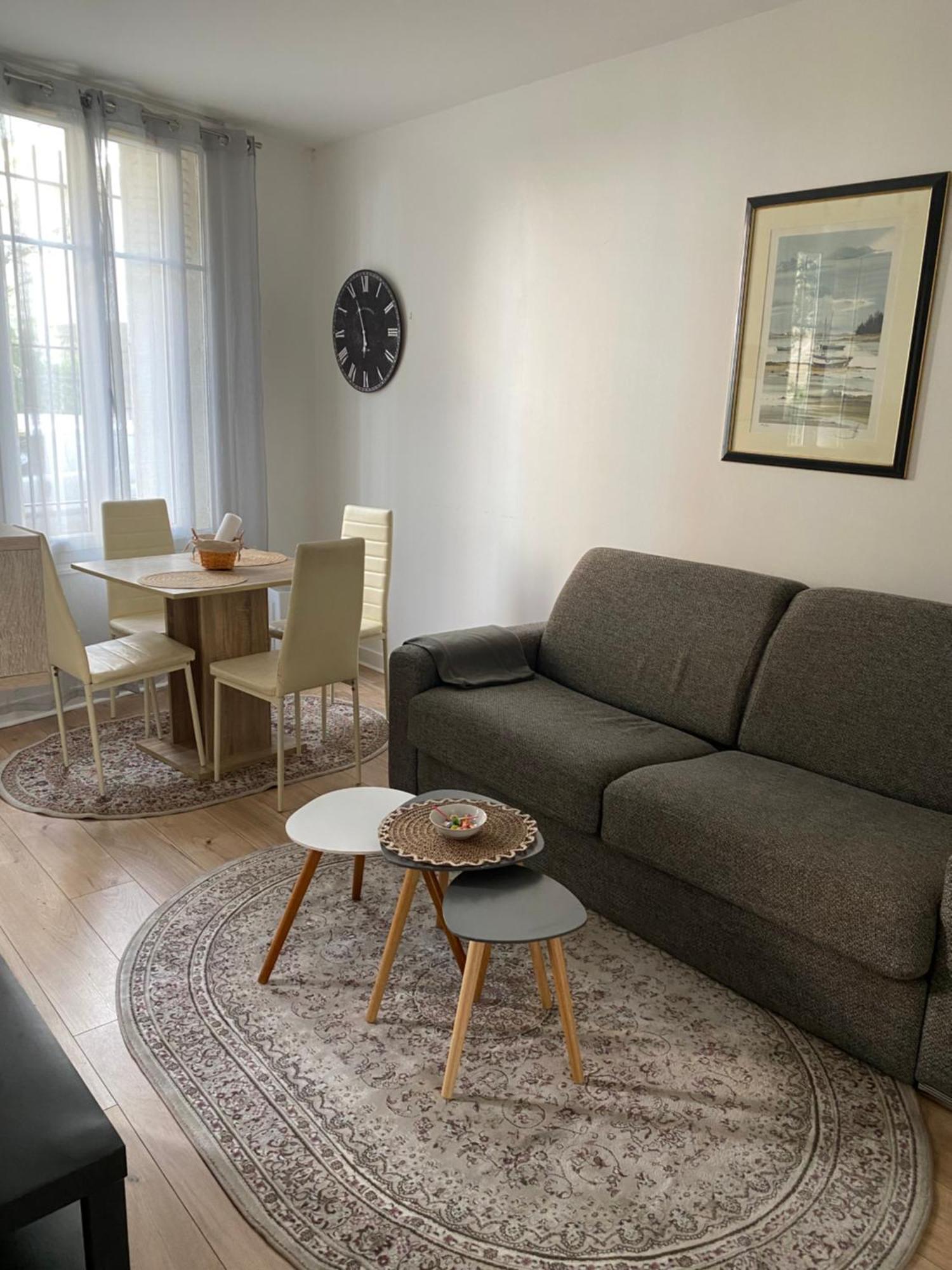 Superbe Appartement Aux Portes De Paris Avec Terrasse Le Kremlin-Bicetre Exterior photo